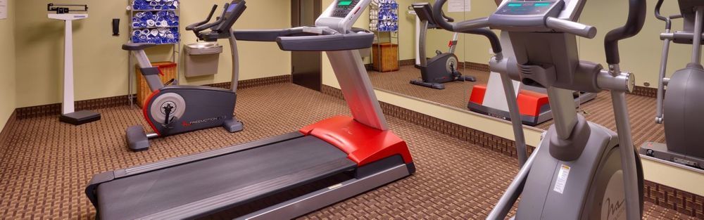 Express & - - Overland Park Area By Ihg