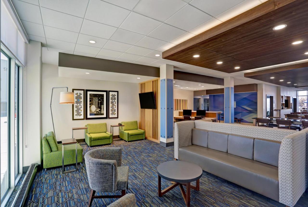 Express & - - Overland Park Area By Ihg