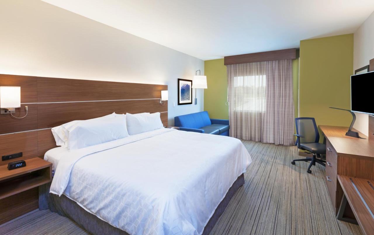 Express & - - Overland Park Area By Ihg 3*