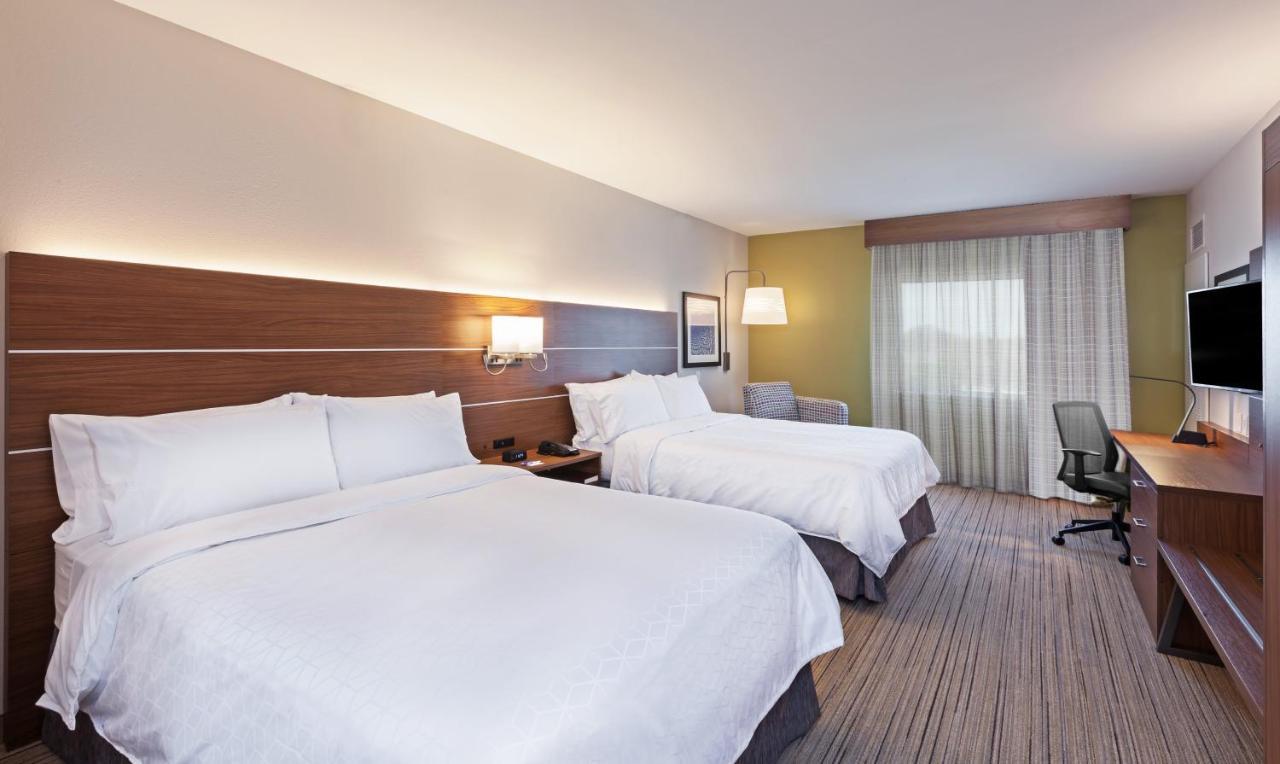 Express & - - Overland Park Area By Ihg