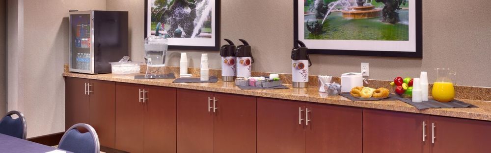 Hotel Express & - - Overland Park Area By Ihg 3*