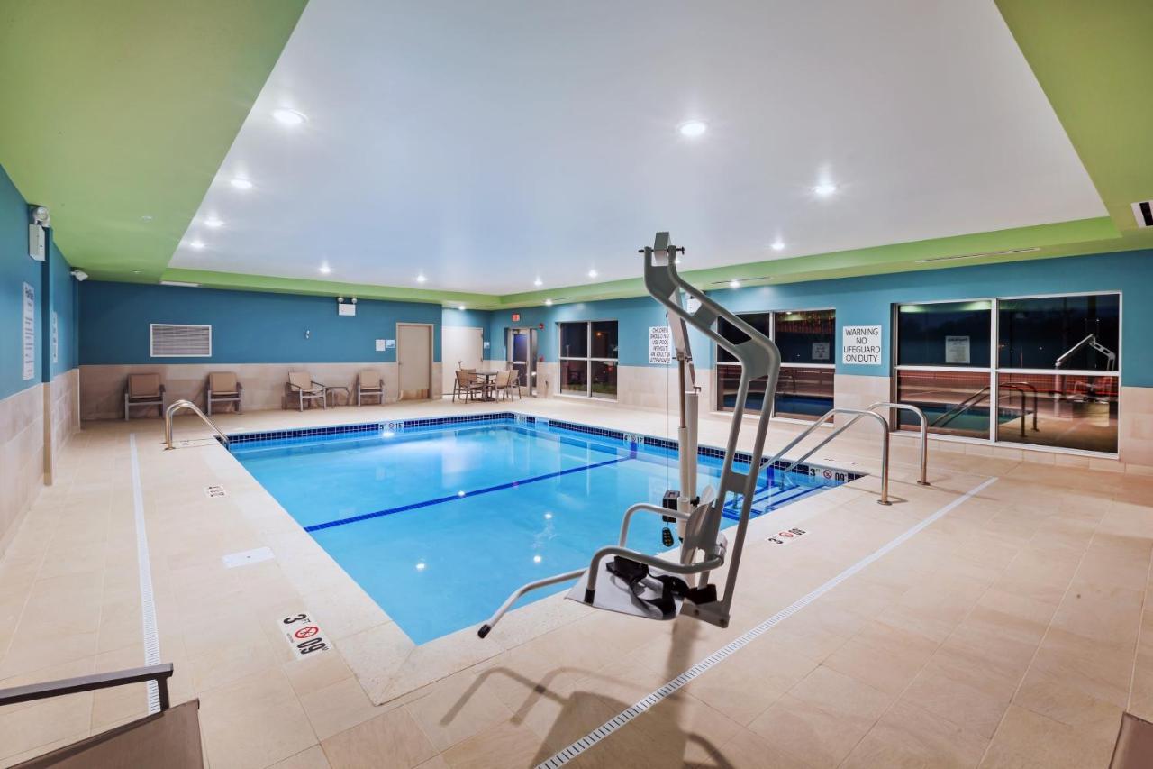 Express & - - Overland Park Area By Ihg