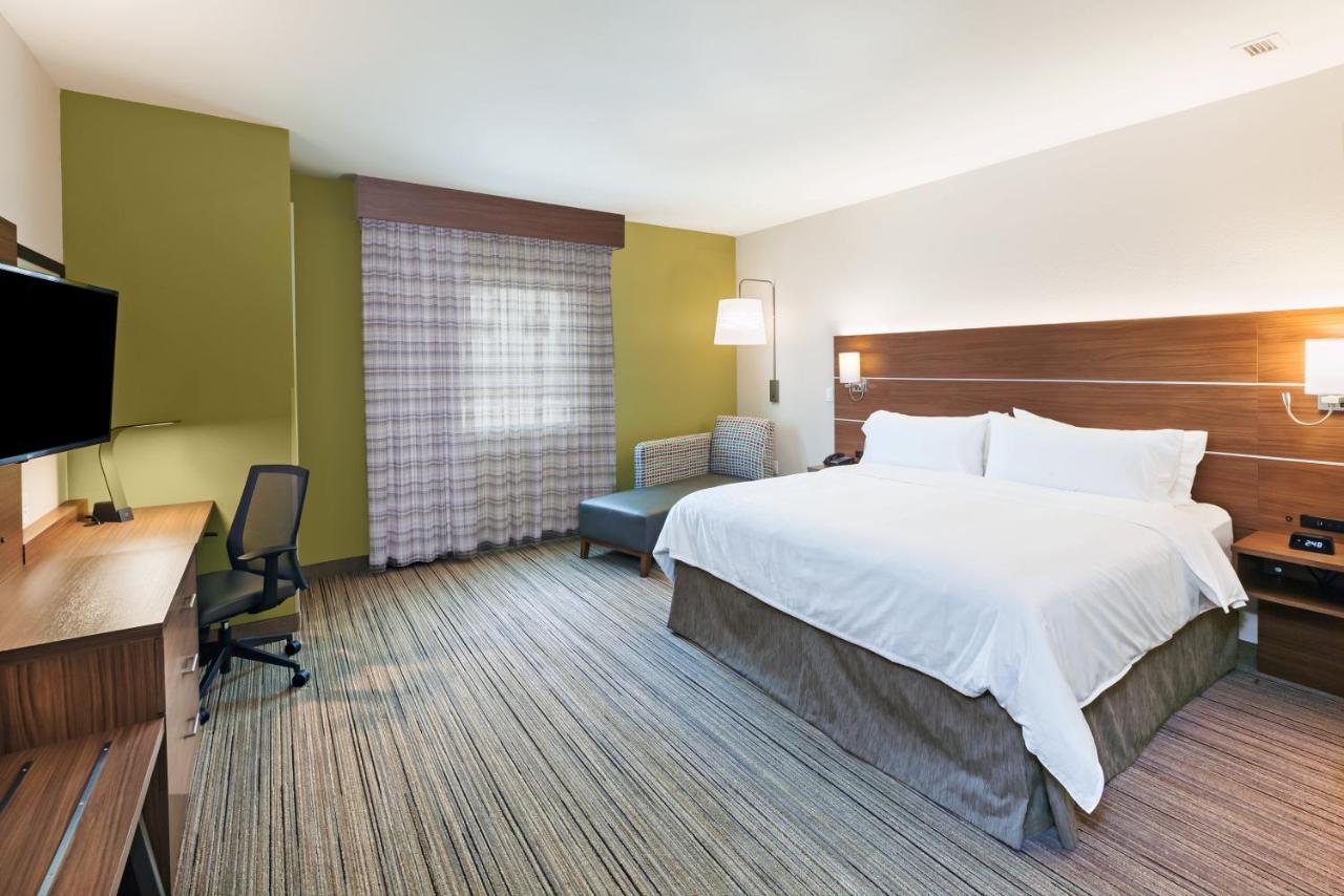 Hotel Express & - - Overland Park Area By Ihg Lenexa