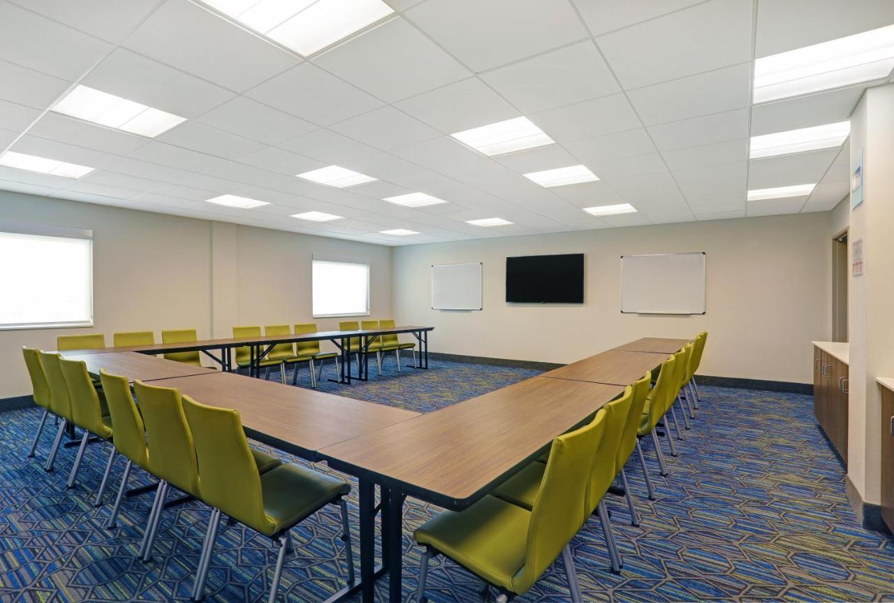 Hotel Express & - - Overland Park Area By Ihg 3*
